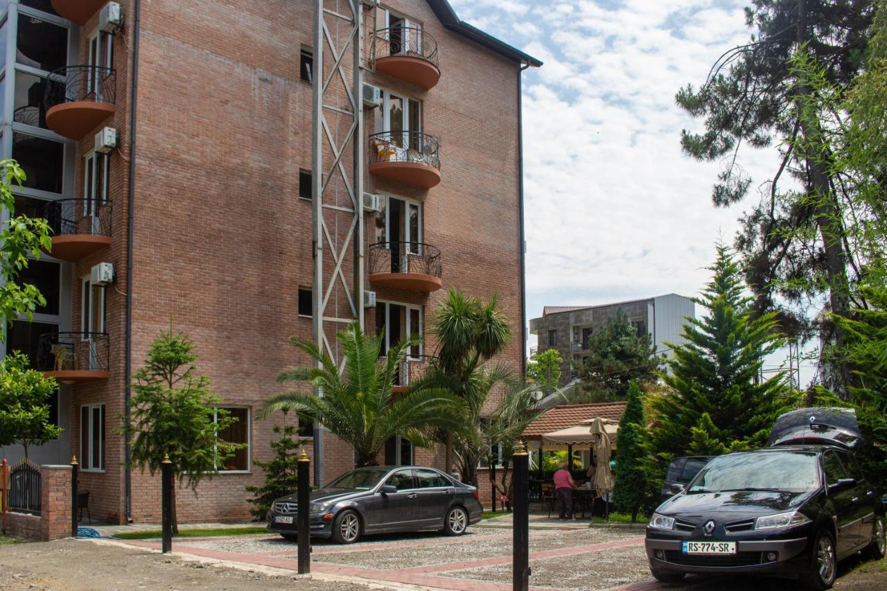 Hotel Evrazia يوريكي المظهر الخارجي الصورة